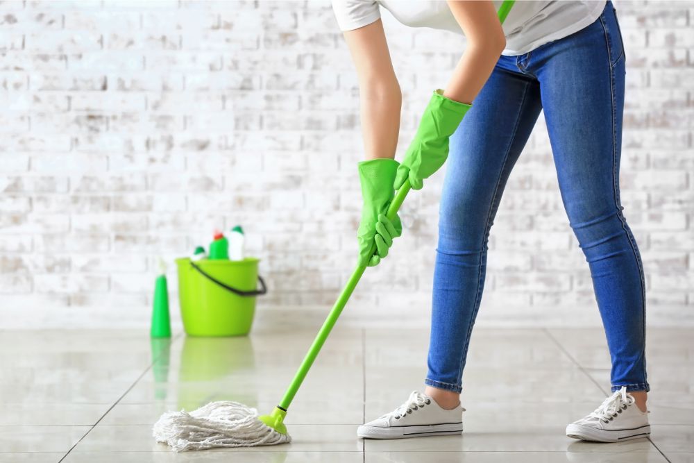 Floor cleaning | A & M Flooring And Design